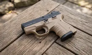 Pistolet hukowy Stalker M906 kal. 9mm, gotowy do użycia po uzyskaniu pozwolenia.